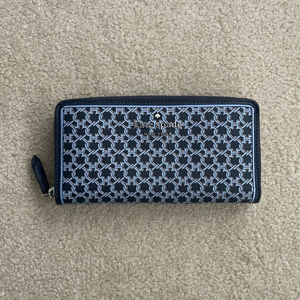 Kate Spade Blue Geometric Spade Chain Link Large Continental Zip Wallet